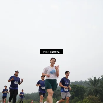 Runner Photo 7398937