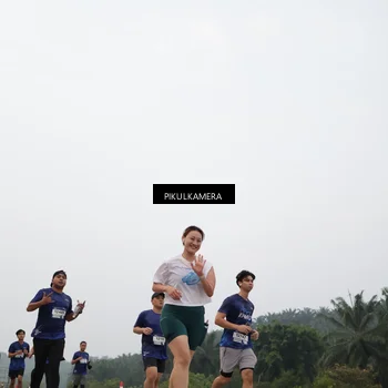 Runner Photo 7398938