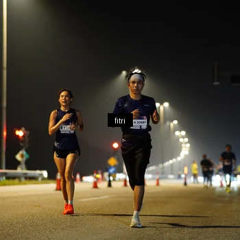 Runner Photo 7398943