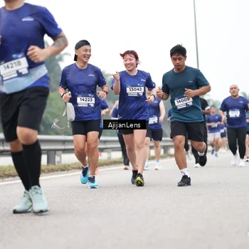 Runner Photo 7398955