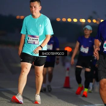 Runner Photo 7398957