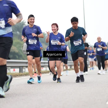 Runner Photo 7398969