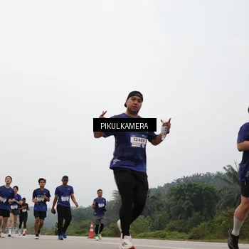 Runner Photo 7398982