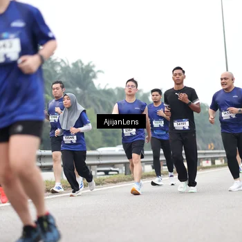 Runner Photo 7399009
