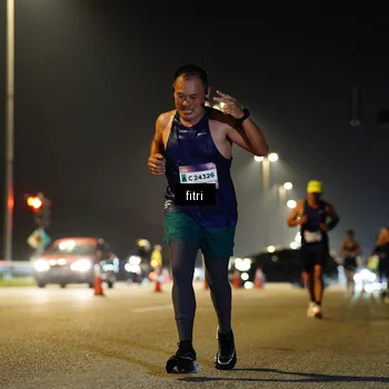 Runner Photo 7399102