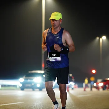 Runner Photo 7399111