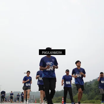 Runner Photo 7399148