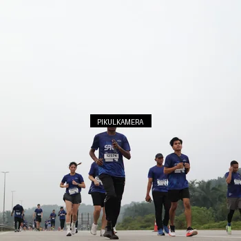 Runner Photo 7399151