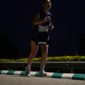 Runner Photo 7399152