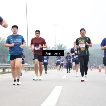 Runner Photo 7399154