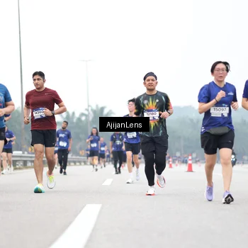 Runner Photo 7399165