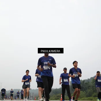Runner Photo 7399187