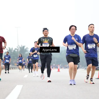 Runner Photo 7399203