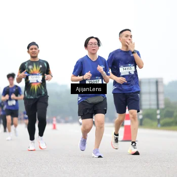 Runner Photo 7399204