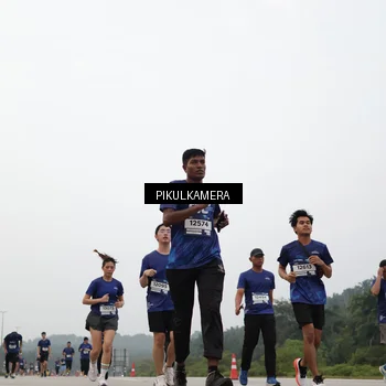 Runner Photo 7399228