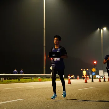 Runner Photo 7399240