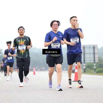 Runner Photo 7399243