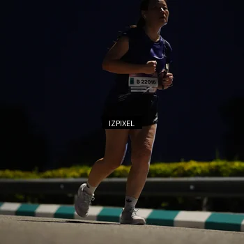 Runner Photo 7399272