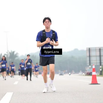 Runner Photo 7399333