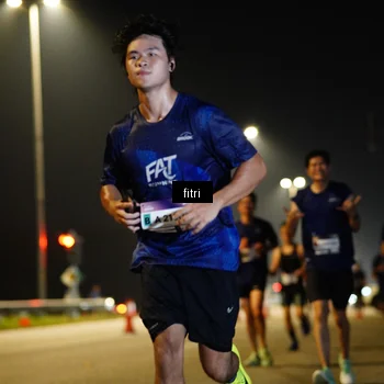 Runner Photo 7399373