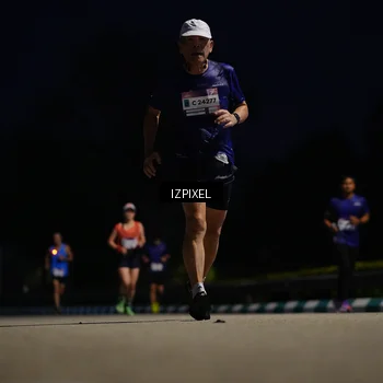 Runner Photo 7399380