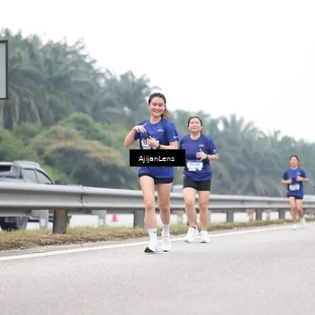 Runner Photo 7399398