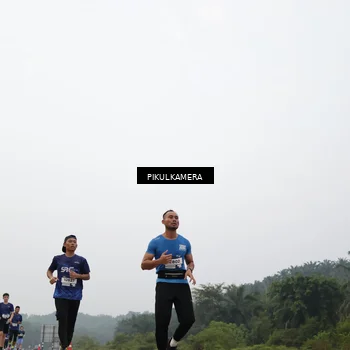 Runner Photo 7399431