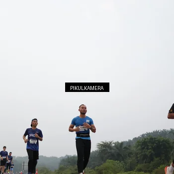 Runner Photo 7399440