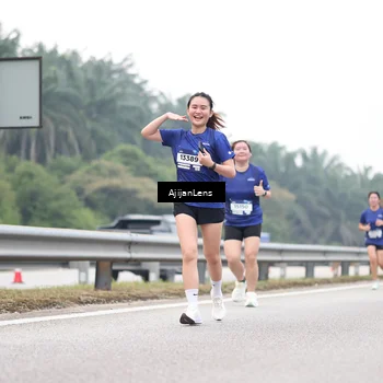 Runner Photo 7399444