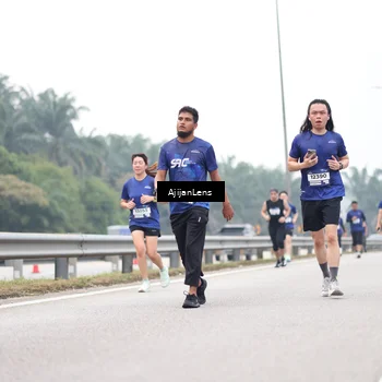 Runner Photo 7399457