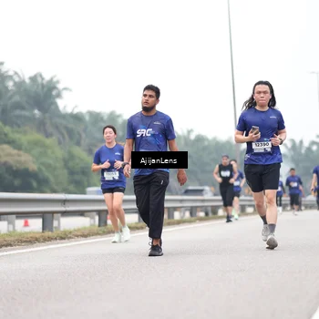 Runner Photo 7399479