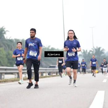 Runner Photo 7399480