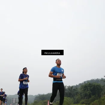 Runner Photo 7399491