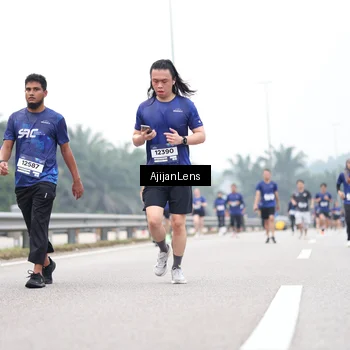 Runner Photo 7399500