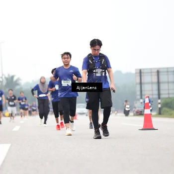 Runner Photo 7399515