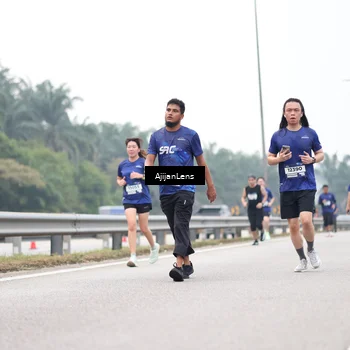 Runner Photo 7399530