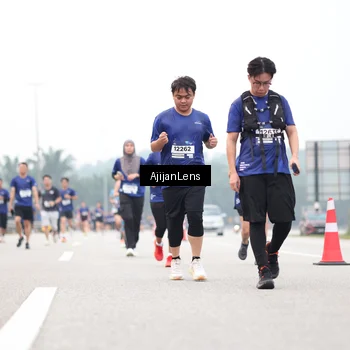 Runner Photo 7399556