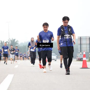 Runner Photo 7399574