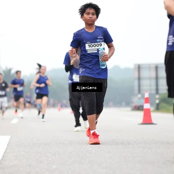 Runner Photo 7399594