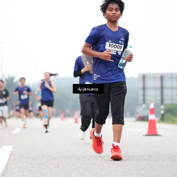Runner Photo 7399605