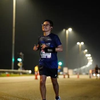 Runner Photo 7399671