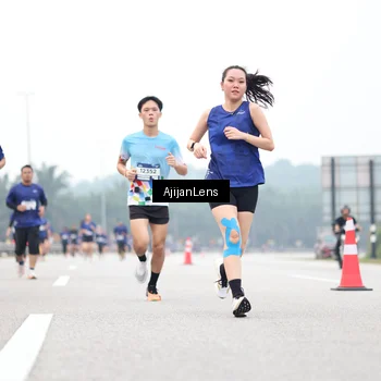 Runner Photo 7399674