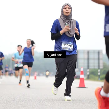 Runner Photo 7399691