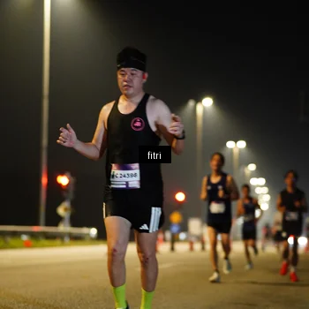 Runner Photo 7399702