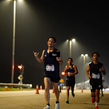 Runner Photo 7399745