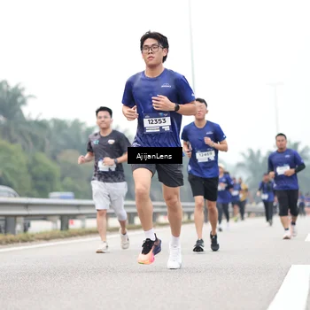 Runner Photo 7399749