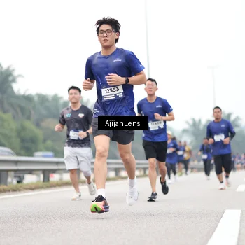 Runner Photo 7399762