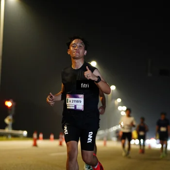 Runner Photo 7399784