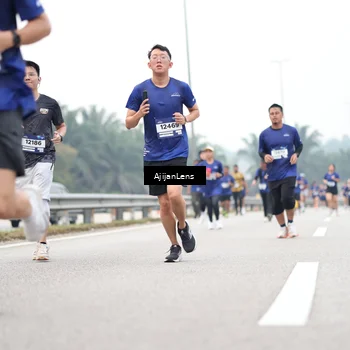 Runner Photo 7399810