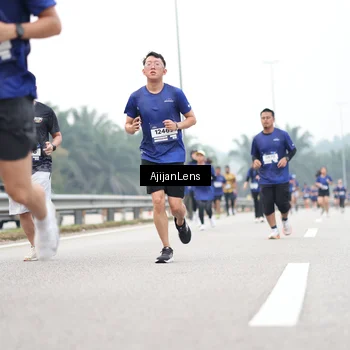 Runner Photo 7399827